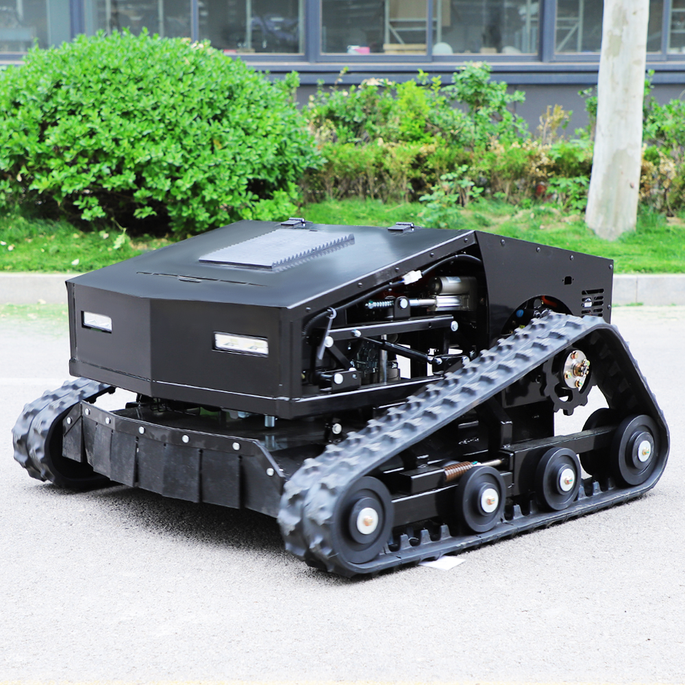 VM800 Tracked Remote Control Mower view 4